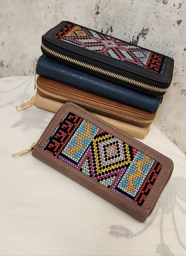 Bohemian Embroidered Beige Embroidered Wallet – Women's Ethnic PU Leather Long Organizer