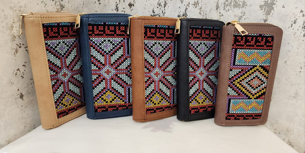 Bohemian Embroidered Beige Embroidered Wallet – Women's Ethnic PU Leather Long Organizer
